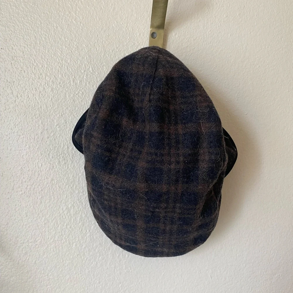 Stetson Men’s Wool Blend Plaid Newsboy Cap with Earflap Vintage Driving Hat